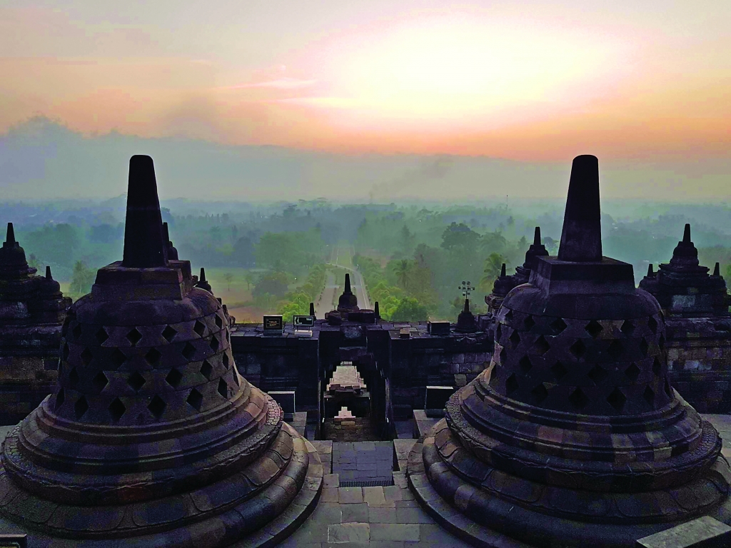 linh hon van hoa indonesia