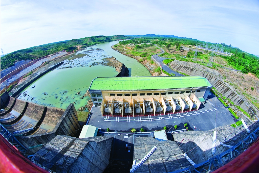 Sê San: 10 năm điện sáng từ vùng sâu se san 10 nam dien sang tu vung sau