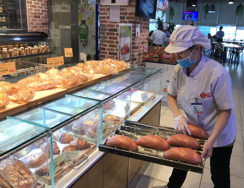 doanh nghiep viet bien kho khan thanh dong luc