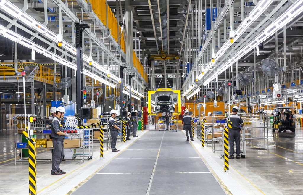 de xuat chinh sach rang buoc va khuyen khich