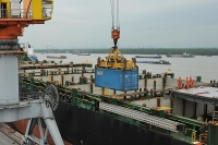 Doanh nghiệp và nhà trường hợp lực