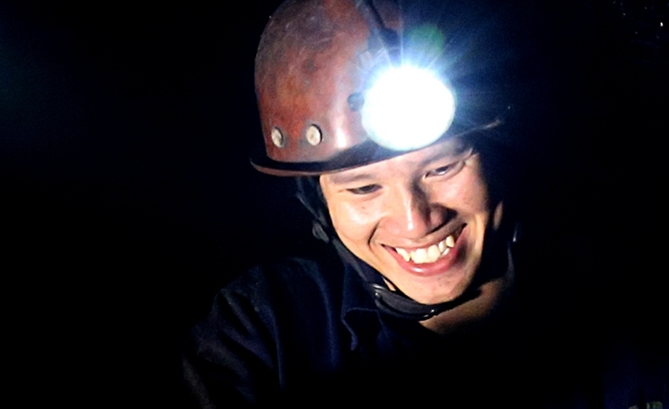 Gương sáng của Than Nam Mẫu guong sang cua than nam mau