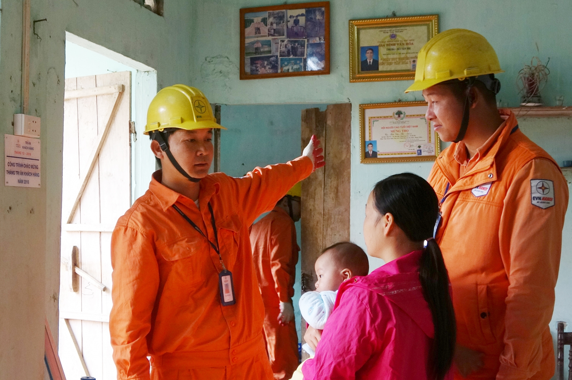 evn thuc hien cong bang giam gia dien tien dien