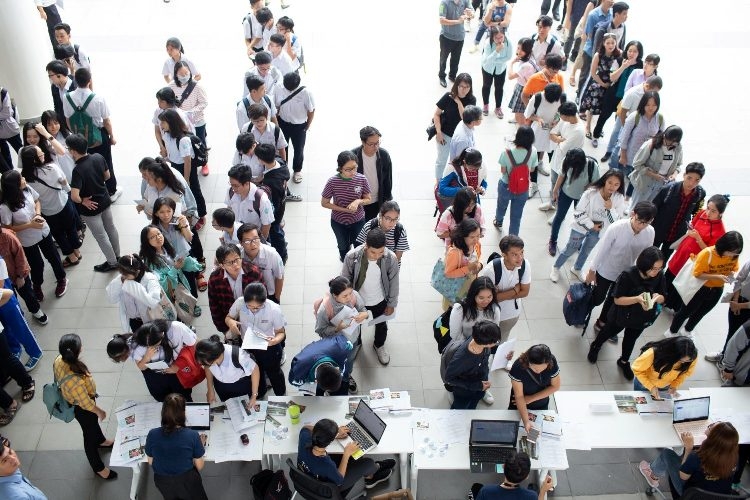 nang cao vai tro dinh huong nghe nghiep