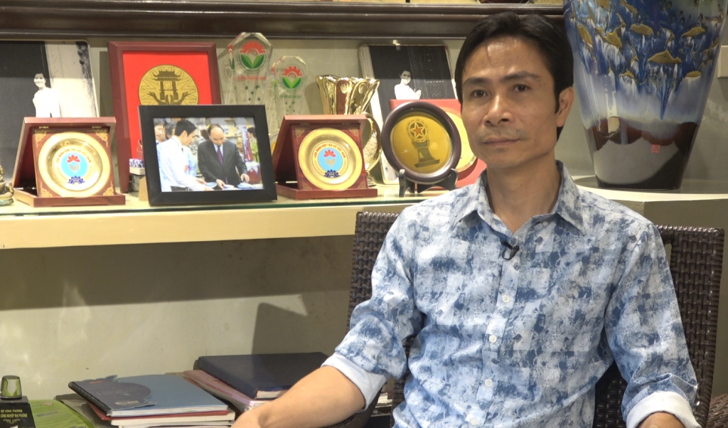 Thổi hồn đương đại vào gốm Bát Tràng thoi hon duong dai vao gom bat trang