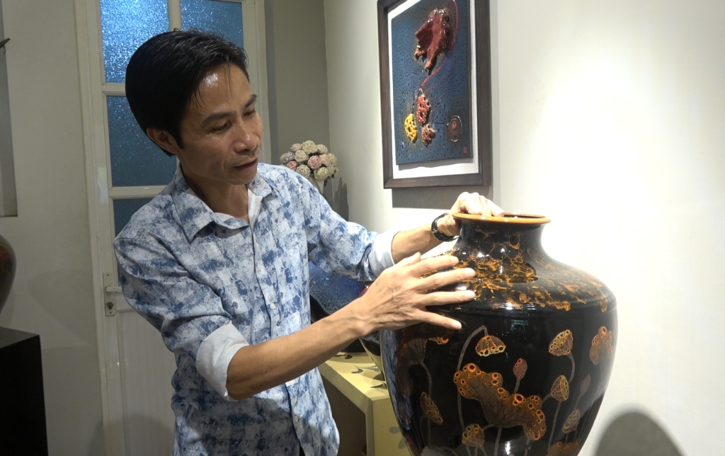 Thổi hồn đương đại vào gốm Bát Tràng thoi hon duong dai vao gom bat trang