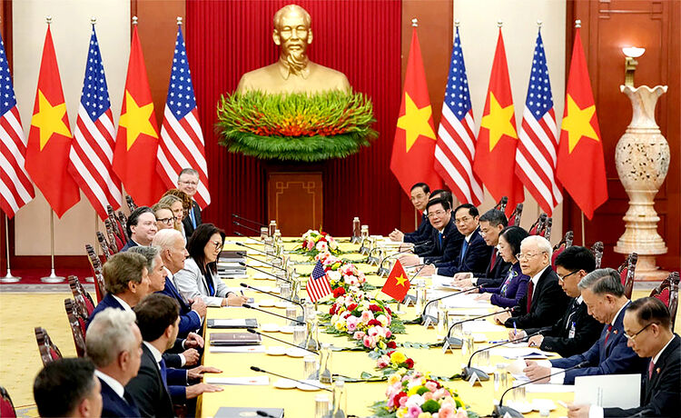 Bác bỏ luận điệu xuyên tạc “Ngoại giao cây tre” Bác bỏ luận điệu xuyên tạc “Ngoại giao cây tre”