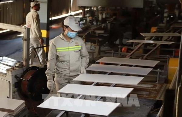 Sản xuất gốm sứ xây dựng của Việt Nam thuộc Top 10 quốc gia lớn nhất thế giới Sản xuất gốm sứ xây dựng của Việt Nam thuộc Top 10 quốc gia lớn nhất thế giới