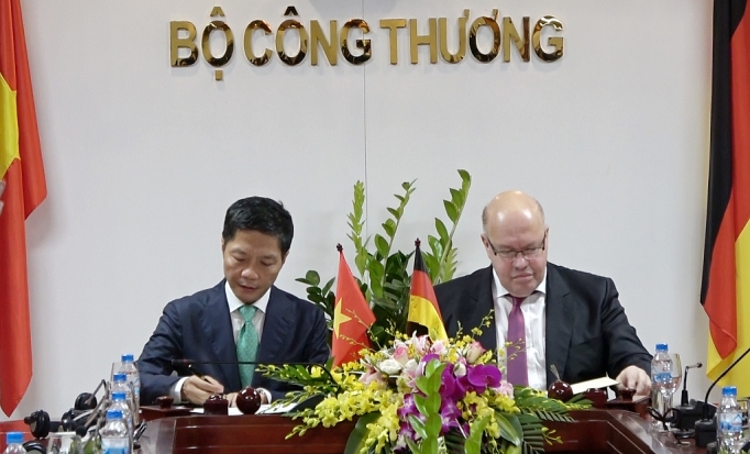 viet nam duc day manh hop tac phat trien nang luong tai tao