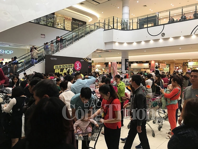 bung no sieu khuyen mai ngay black friday