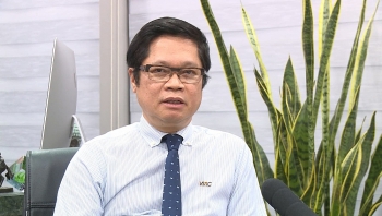 Mở cửa sớm là “mệnh lệnh” của cuộc sống