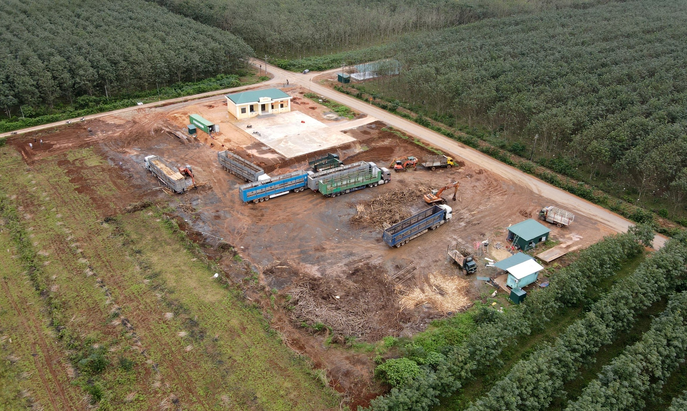 Quảng Trị: Mượn đất công để mở trạm cân trái phép Quảng Trị: Mượn đất công để mở trạm cân trái phép