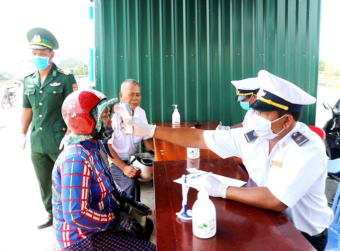 bien gioi tay nam chinh quyen quyet liet nguoi dan chung tay phong chong dich