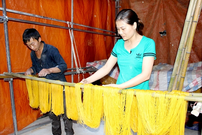 Nâng cao giá trị cây ngô nang cao gia tri cay ngo