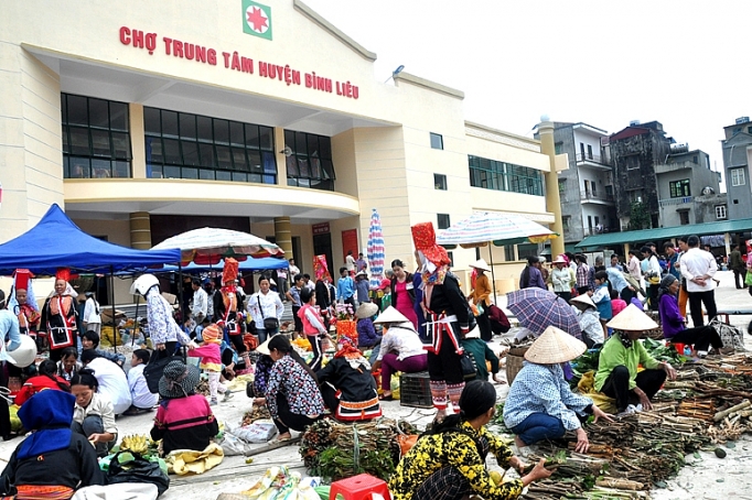 nhieu co che chinh sach dac thu