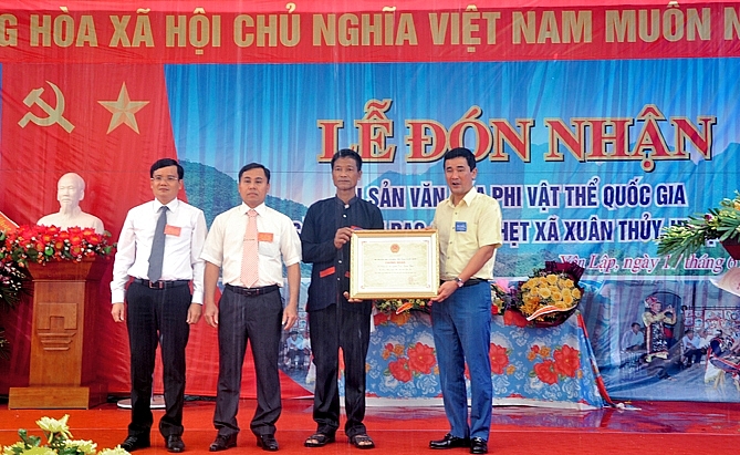 di san van hoa phi vat the quoc gia 121511