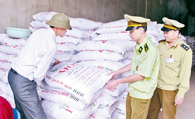 Xử lý phân bón kém chất lượng xu ly phan bon kem chat luong 124050