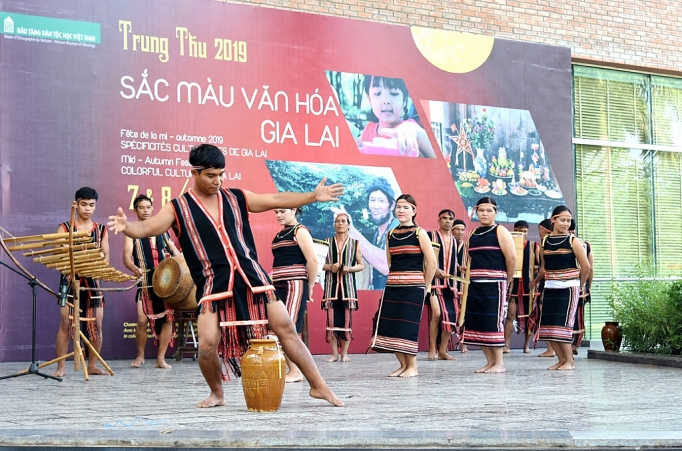 sac mau van hoa gia lai 125673