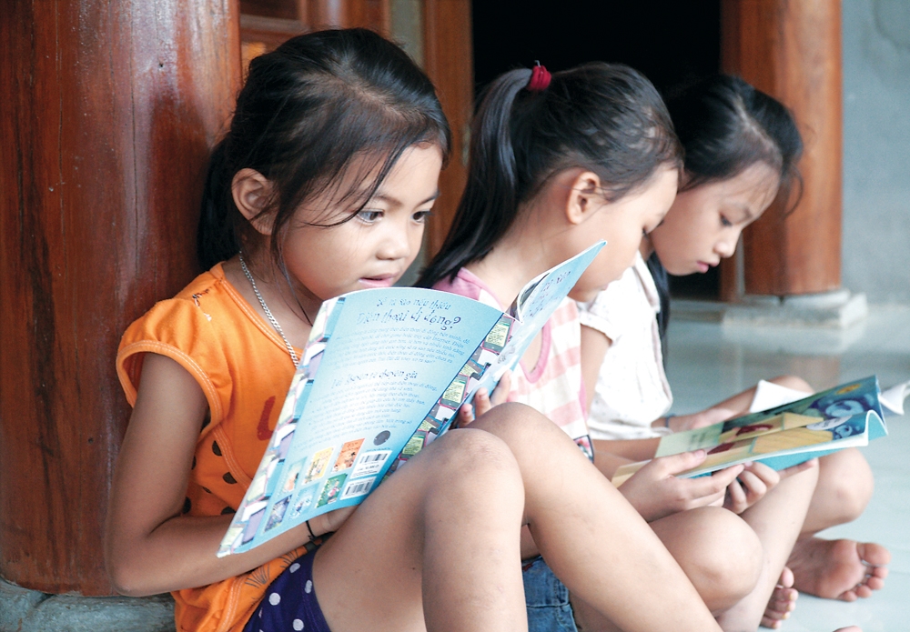 undefined 1137-dua-sach-ve-ban-cho-hoc-sinh-anh-4-1