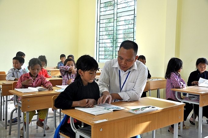 Chương trình “Chia sẻ cùng thầy cô” năm 2019: Tôn vinh những người thầy vượt khó chuong trinh chia se cung thay co nam 2019 ton vinh nhung nguoi thay vuot kho