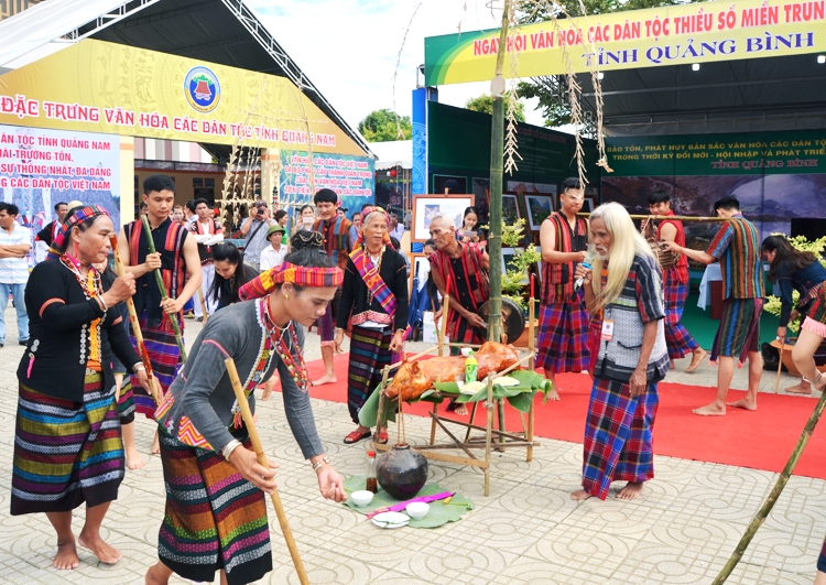 undefined 4938-tr-22-231