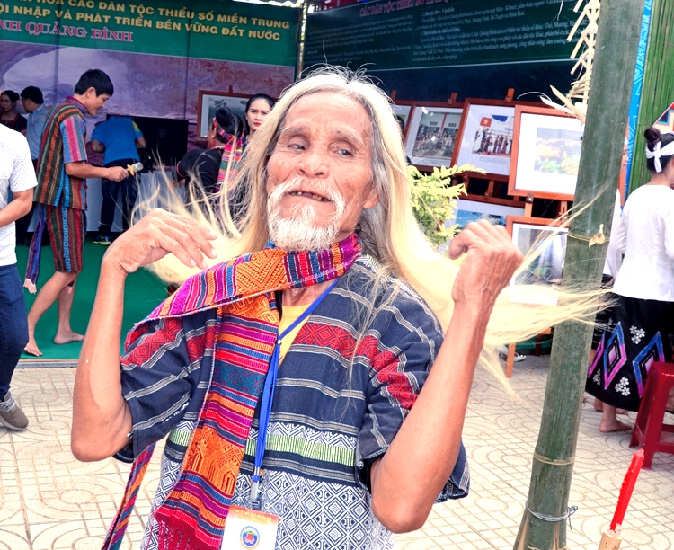 undefined 4939-tr-22-23