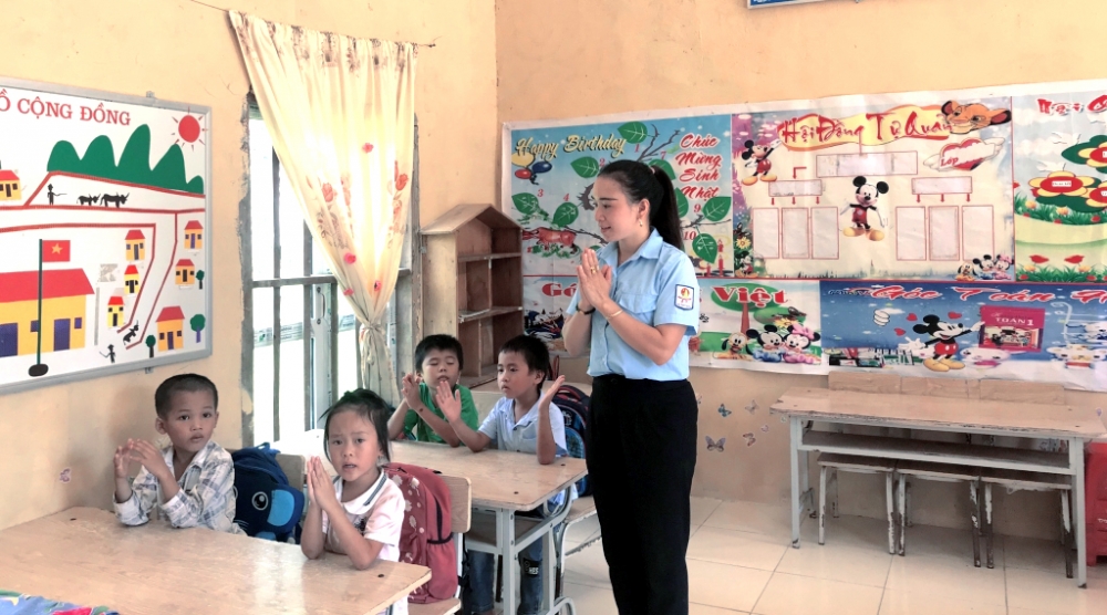 undefined 0951-anh-22-23-1