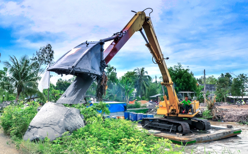 undefined 4411-bai-11