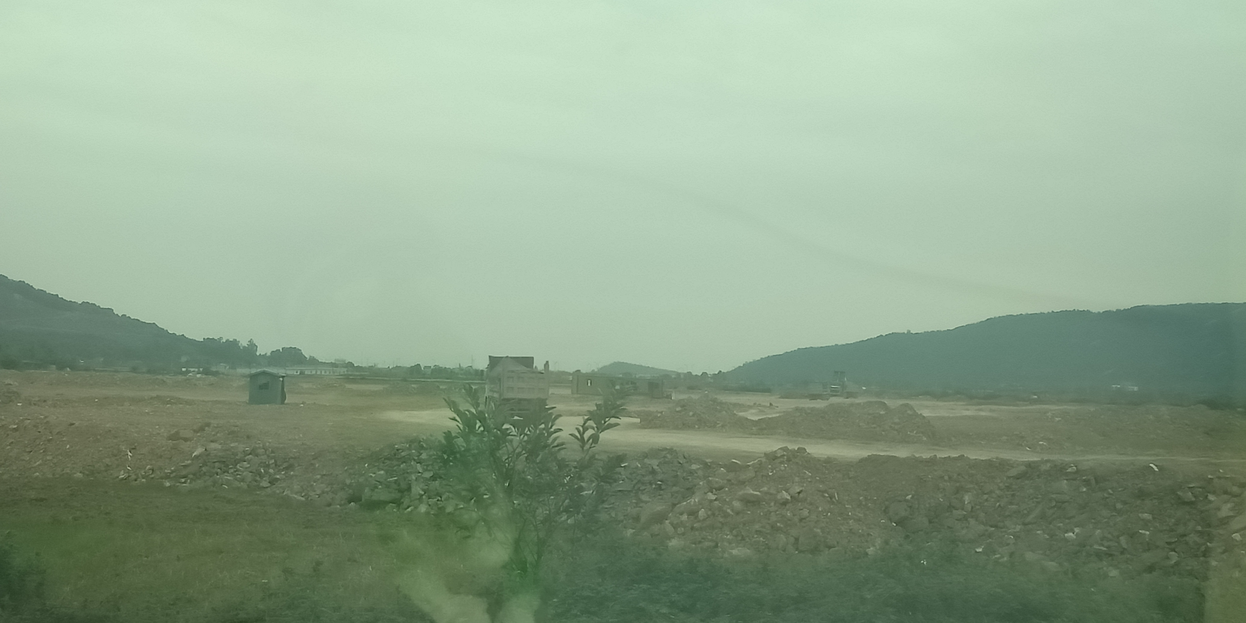 Công ty Cổ phần Xi măng Đại Dương ồ ạt san lấp trái phép Công ty Cổ phần Xi măng Đại Dương ồ ạt san lấp trái phép