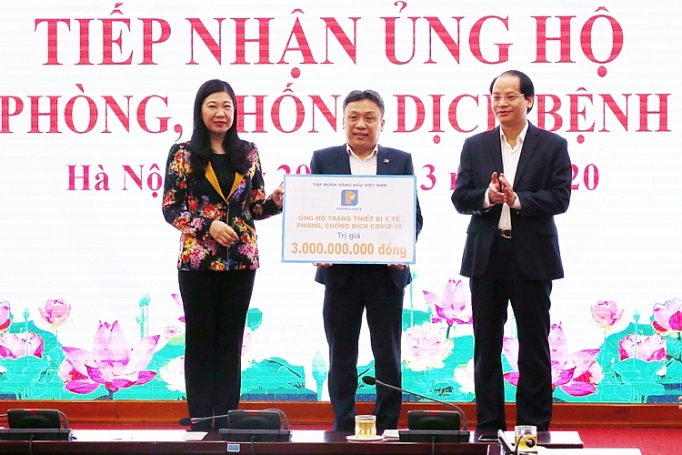 Petrolimex ủng hộ 3 tỷ đồng chống dịch Covid-19 petrolimex ung ho 3 ty dong chong dich covid 19