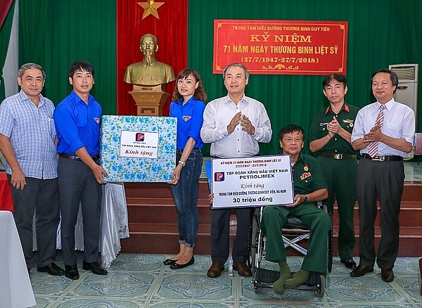 Petrolimex “uống nước, nhớ nguồn” petrolimex uong nuoc nho nguon