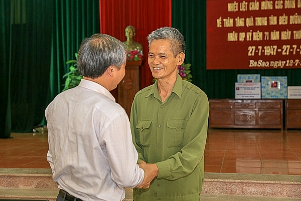 Petrolimex “uống nước, nhớ nguồn” petrolimex uong nuoc nho nguon