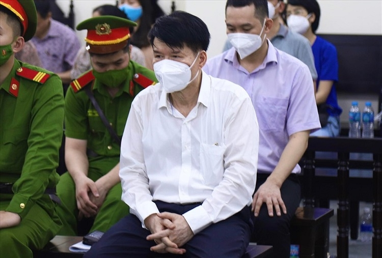 Cựu Thứ trưởng Bộ Y tế Trương Quốc Cường tại phiên tòa Cựu Thứ trưởng Bộ Y tế Trương Quốc Cường tại phiên tòa
