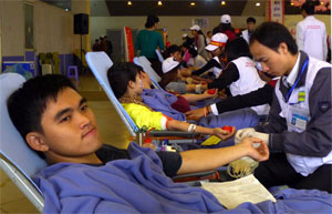 Lan tỏa tinh thần nhân ái ngày xuân Lan tỏa tinh thần nhân ái ngày xuân