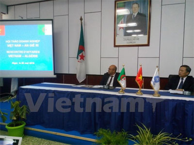Việt Nam và Algeria tăng cường quan hệ hợp tác kinh tế-thương mại Việt Nam và Algeria tăng cường quan hệ hợp tác kinh tế-thương mại