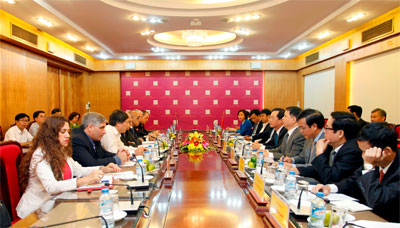 Việt Nam-Cuba thúc đẩy hợp tác trong lĩnh vực xây dựng Việt Nam-Cuba thúc đẩy hợp tác trong lĩnh vực xây dựng