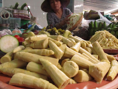 Trong “vòng xoáy” thực phẩm bẩn: Minh bạch thông tin là giải pháp hàng đầu Trong “vòng xoáy” thực phẩm bẩn: Minh bạch thông tin là giải pháp hàng đầu