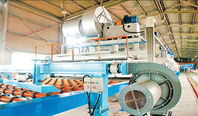 Ra mắt kính tiết kiệm năng lượng do Việt Nam sản xuất Ra mắt kính tiết kiệm năng lượng do Việt Nam sản xuất