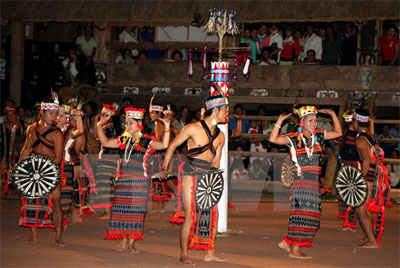 Thưởng lãm nét văn hóa độc đáo của người Cơ Tu tại Thủ đô 