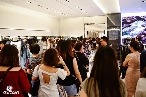 zara vao viet nam: gioi thoi trang binh dan ngang cao dau tuyen chien! - 5