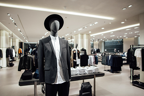 zara vao viet nam: gioi thoi trang binh dan ngang cao dau tuyen chien! - 3