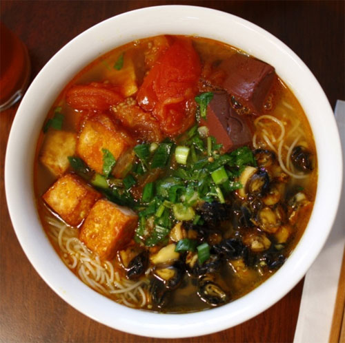 10 món ăn Việt ngon "đốn tim" khách nước ngoài 10 món ăn Việt ngon "đốn tim" khách nước ngoài