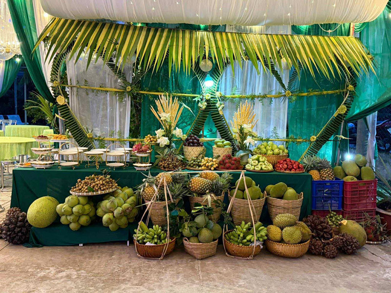 Trái cây lên mâm tráp cưới hỏi: Cơ hội mới cho nông sản Việt