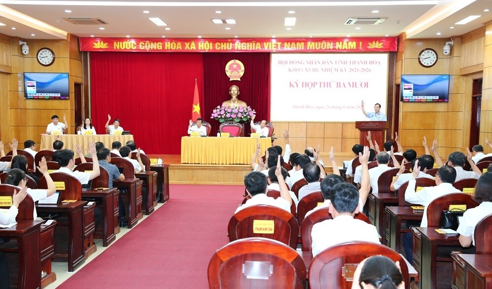 Thanh Hóa thông qua 16 nghị quyết, tạo hành lang pháp lý cho chính quyền mới 