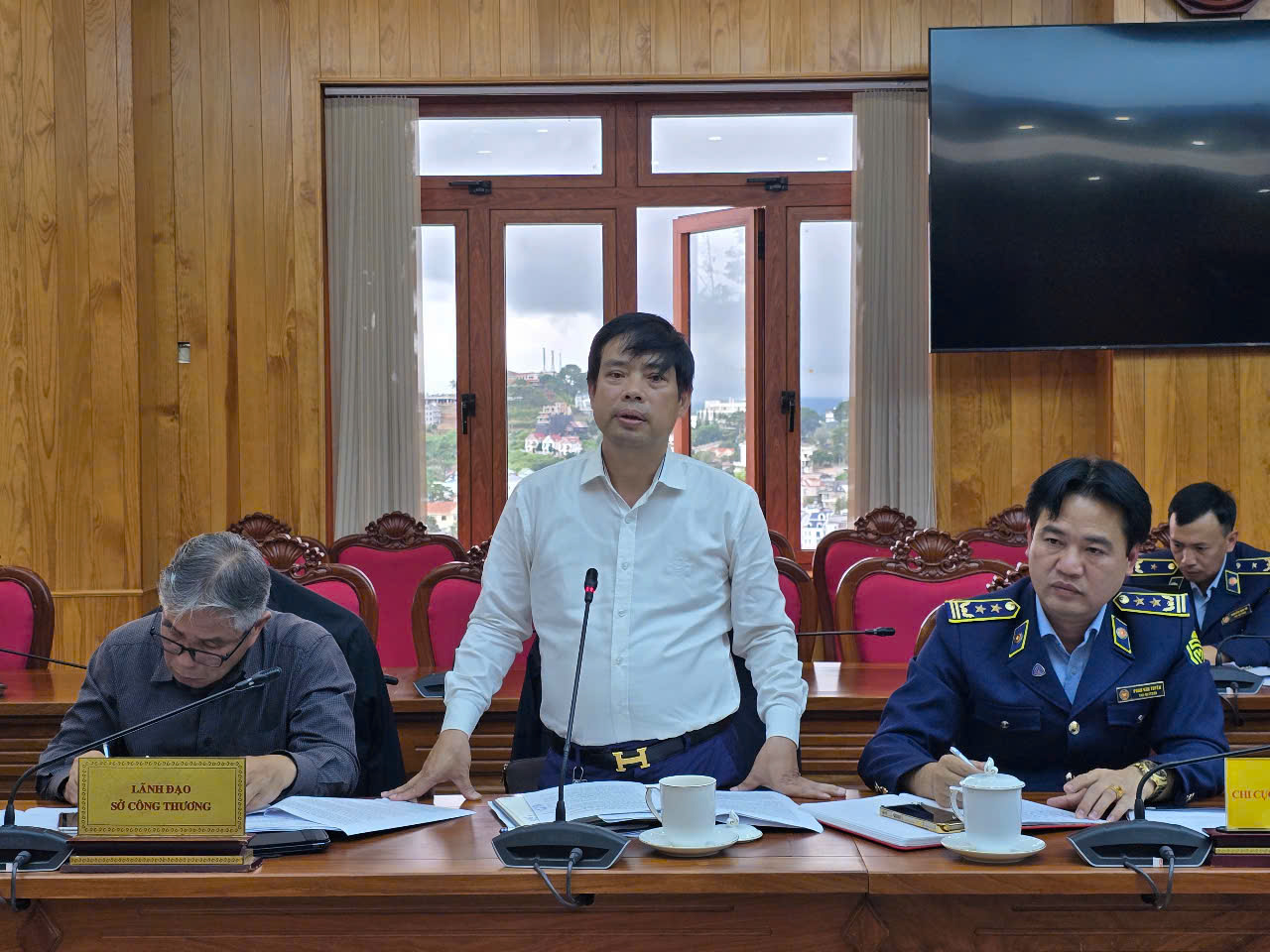 Hai Phó Giám đốc Sở Công Thương Lâm Đồng được điều động về xã, phường