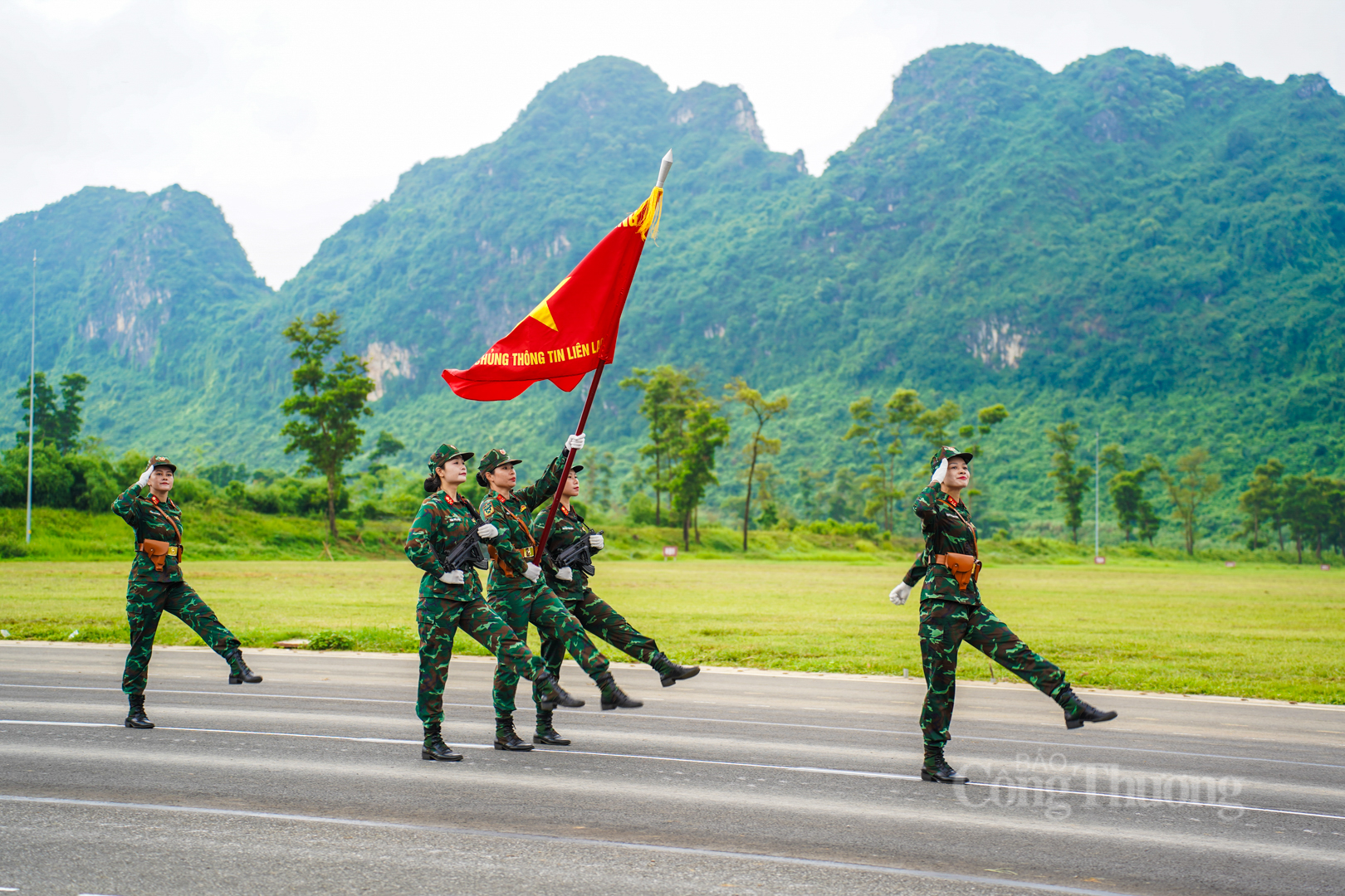 Gần 7.500 chiến sĩ quân đội hợp luyện cụm lần 1 diễu binh dịp Quốc khánh 2/9