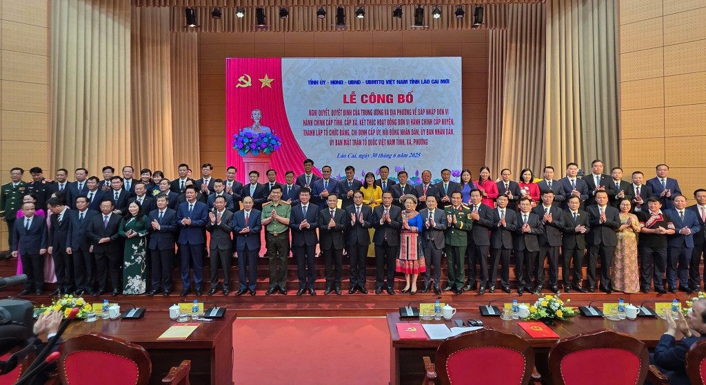 Công bố nghị quyết, quyết định của Trung ương về thành lập tỉnh Lào Cai mới