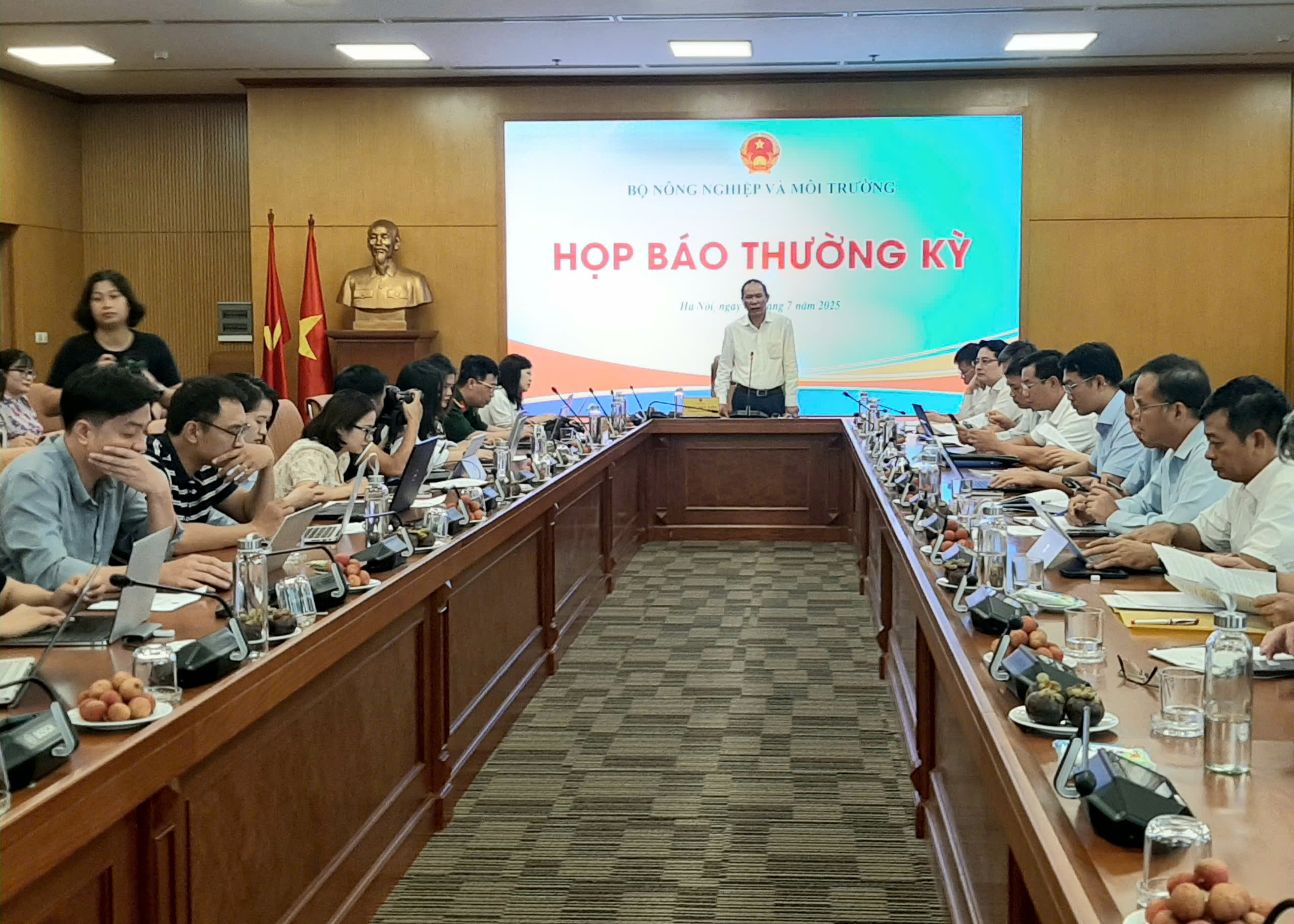 Nửa đầu năm 2025, xuất khẩu nông, lâm, thủy sản thu về 33,84 tỷ USD