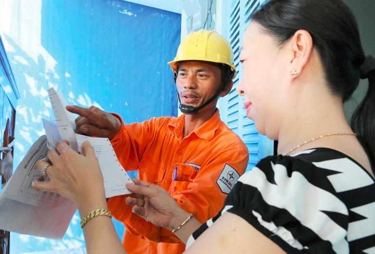 Tiền điện tăng, EVN yêu cầu rà soát từng trường hợp