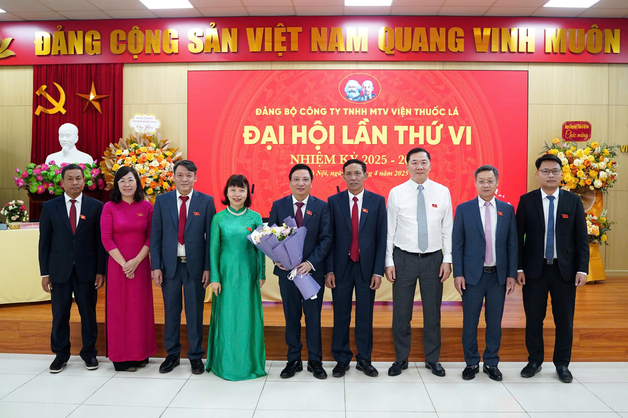 Đại hội Đảng bộ Viện Thuốc lá lần VI: Đổi mới để kiến tạo tương lai